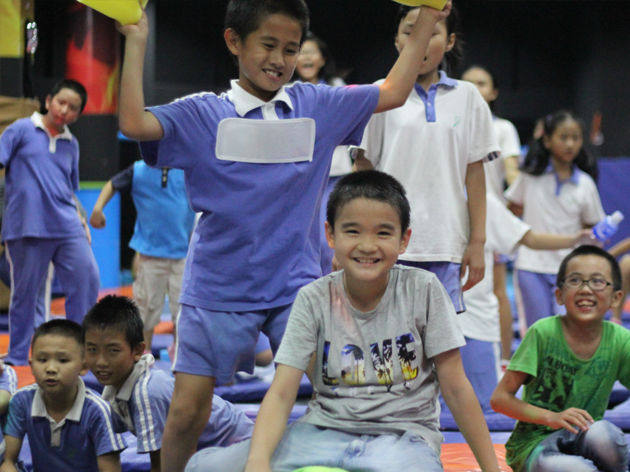 娛樂健身新型蹦床實物照片