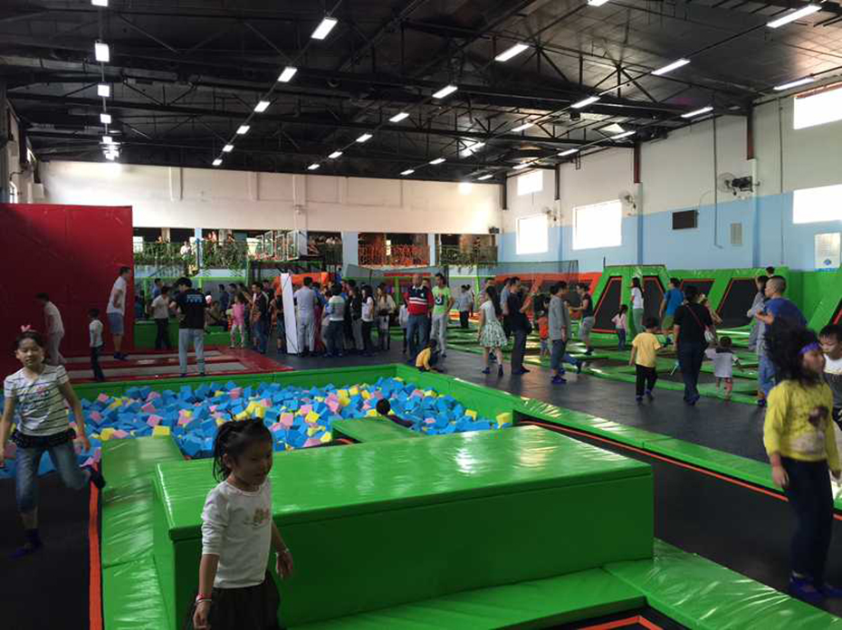 室內蹦蹦床實際場館照片