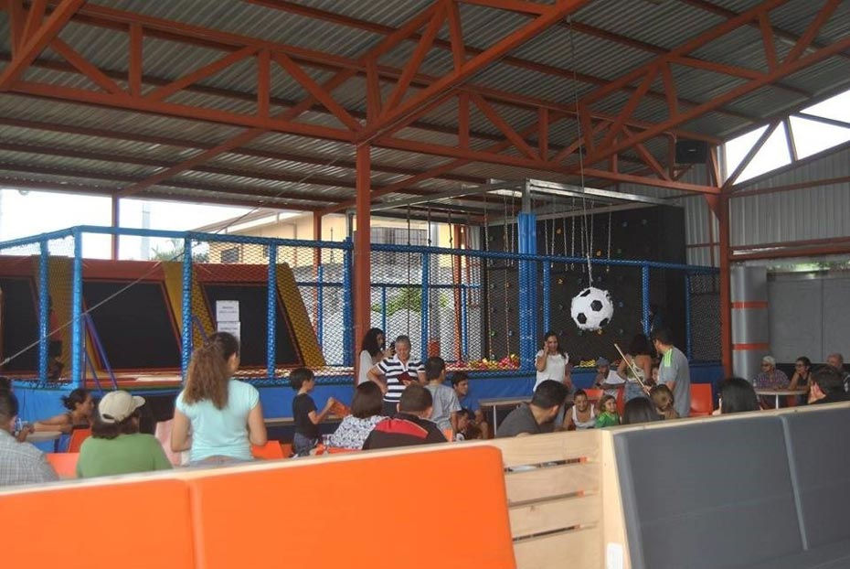 國外淘氣堡商家門店