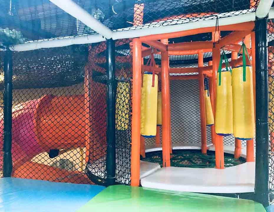 淘氣堡安裝實物圖