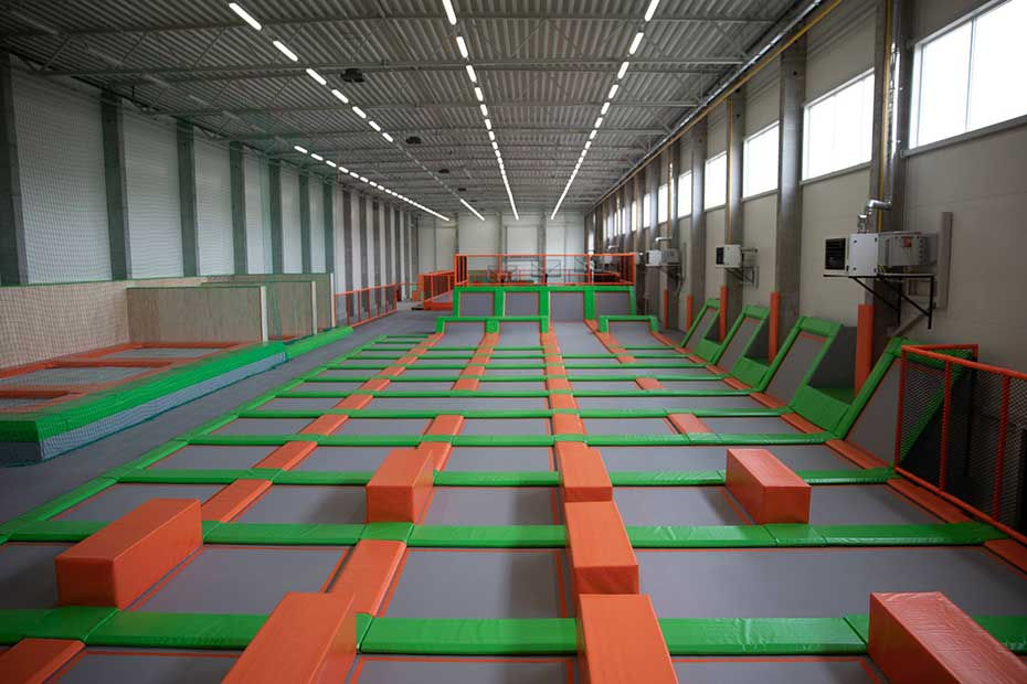 立本波蘭蹦床館實物圖