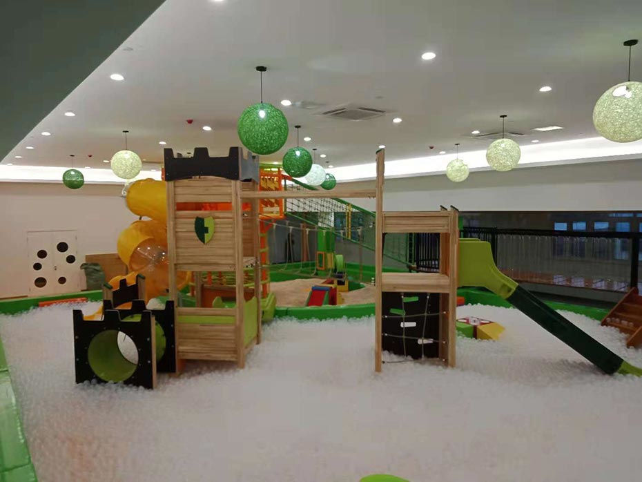 立本集團蹦床館案例