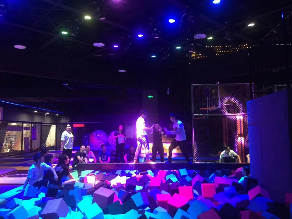 蹦床樂園實物照片