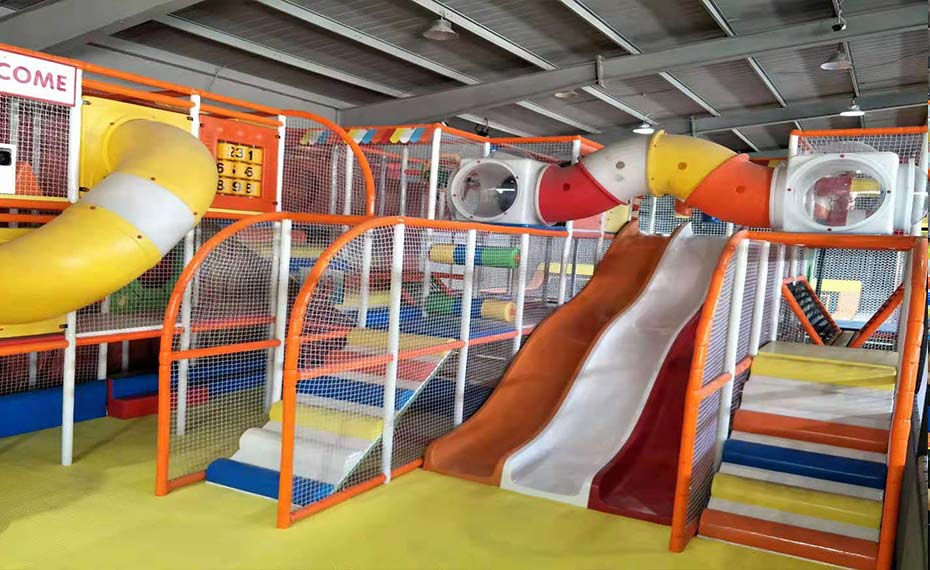 室內(nèi)淘氣堡