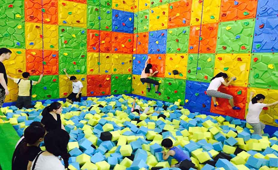 蹦床生產(chǎn)基地