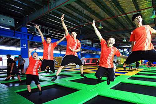 孩子們玩蹦床有哪些好處？蹦床運動的好處有哪些