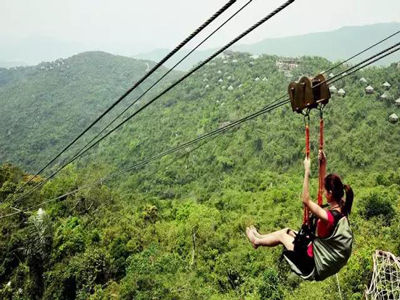 高空滑索該如何建設(shè)以及高空滑索安全嗎