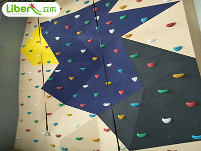 室內(nèi)兒童攀巖墻對孩子有哪些好處，投資這個項目可行嗎?