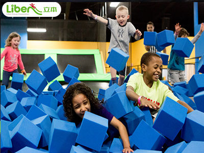 哪里有蹦床廠家，設備如何挑選